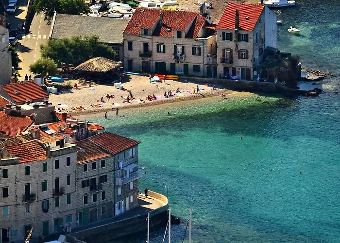 Kuljis Bed & Breakfast