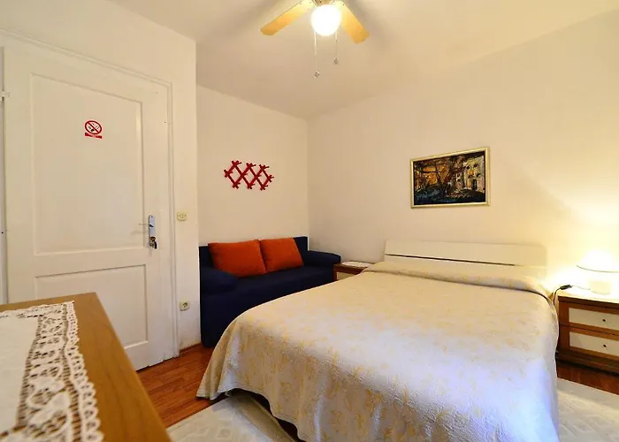 Kuljis Bed & Breakfast Komiža