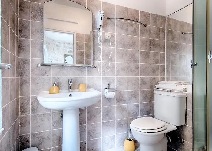 Bed & Breakfast Kuljis 3*