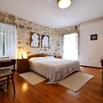 Kuljis 3*