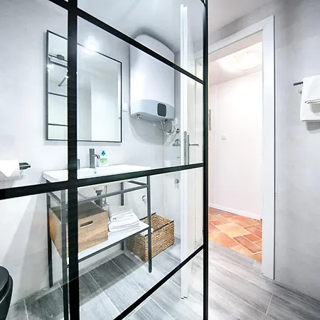 Bed & Breakfast Kuljis 3*