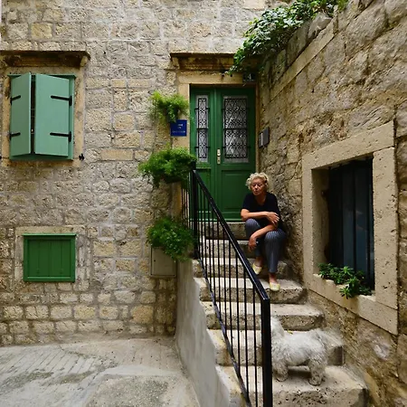 住宿加早餐酒店 库尔基斯住宿加早餐旅馆 Komiža