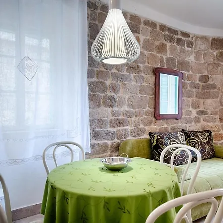 Kuljis Bed & Breakfast
